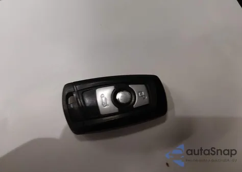 2015 BMW 320I xDrive z USA, uszkodzony, nr VIN WBA3C3C53FP664500